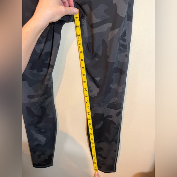Ralph Lauren Dark Camouflage Leggings - Picture 6 of 6